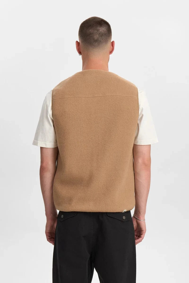 ANERKJENDT Pull/Cardigan/Gilet Gilet Anerkjendt - Akramsus boiled wool