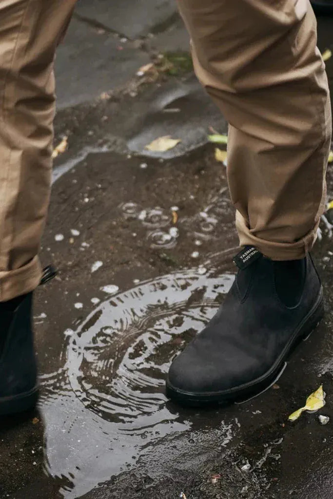 BLUNDSTONE Blundstone - 587 CLASSICS HOMME CHELSEA BOOTS  RUSTIC BLACK