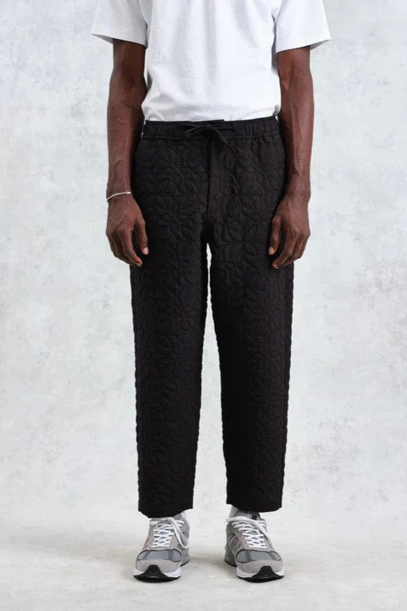 WAX LONDON Pantalons Pantalon Wax London - Black Petal Quilt Trousers