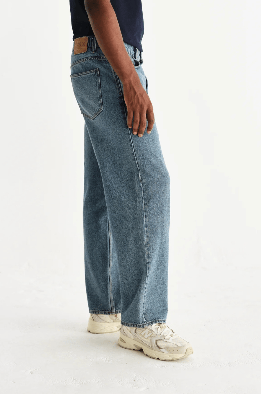 WAX LONDON WAX LONDON - Felix Vintage Antique Blue Loose Fit Denim Jeans